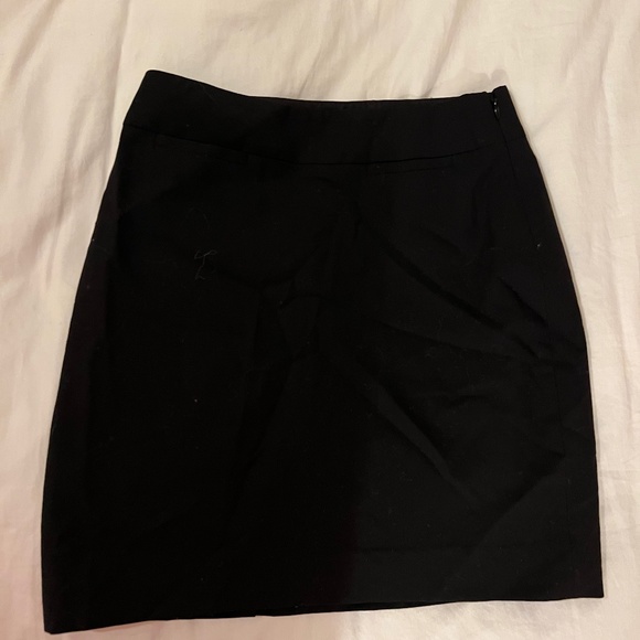 Banana Republic Pencil Black Skirt - Picture 1 of 5